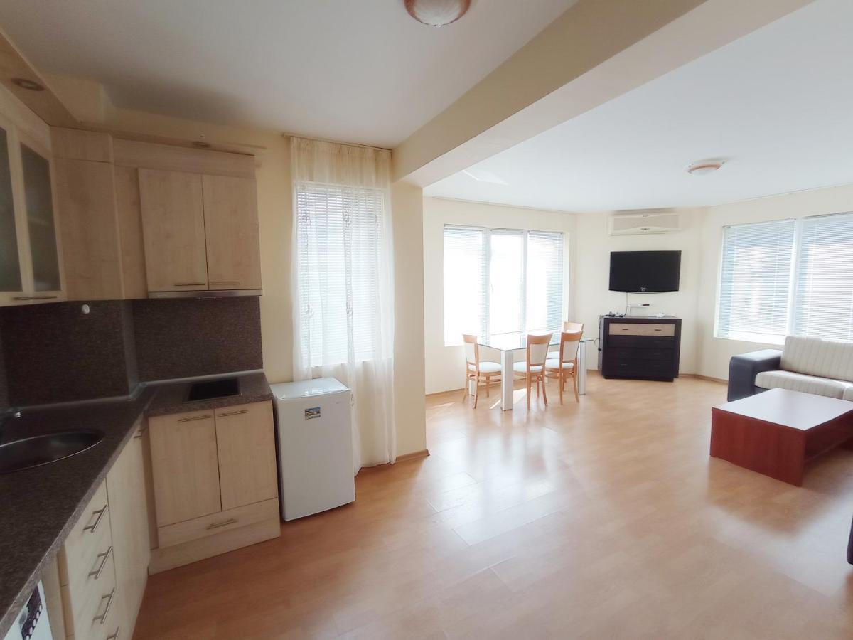 Dom-El Real Apartments 4 - Sveti Vlas Exteriér fotografie