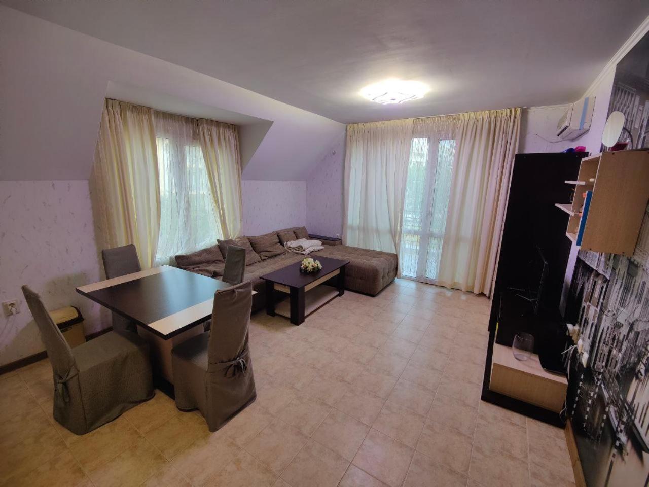 Dom-El Real Apartments 4 - Sveti Vlas Exteriér fotografie